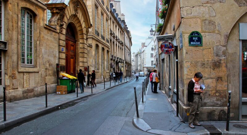 Which Paris Arrondissement Fits the Trip You Want